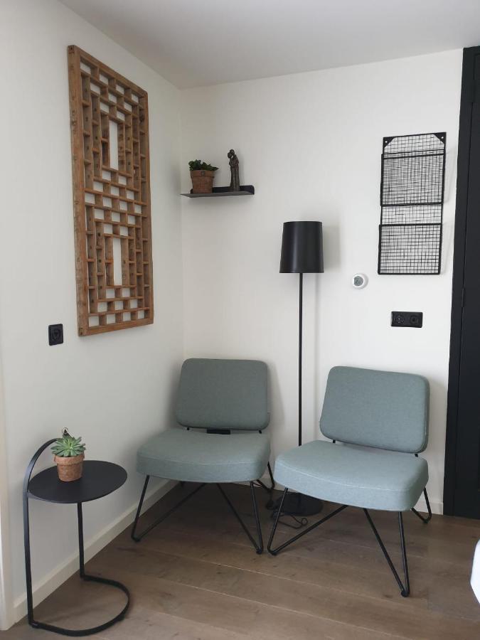 ויר Studio Bourbon מראה חיצוני תמונה